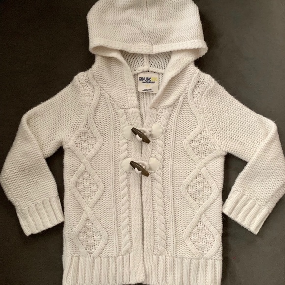 OshKosh B'gosh Other - Cute White, Hooded Sweater w/ Toggle Buttons OshKosh B'gosh Other - Cute White, Hooded Sweater w/ Toggle Buttons